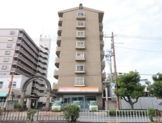 日宝ライフ放出西の物件外観写真