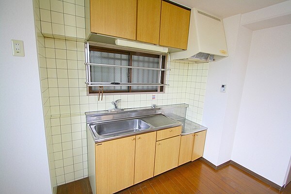 イスタナの物件内観写真