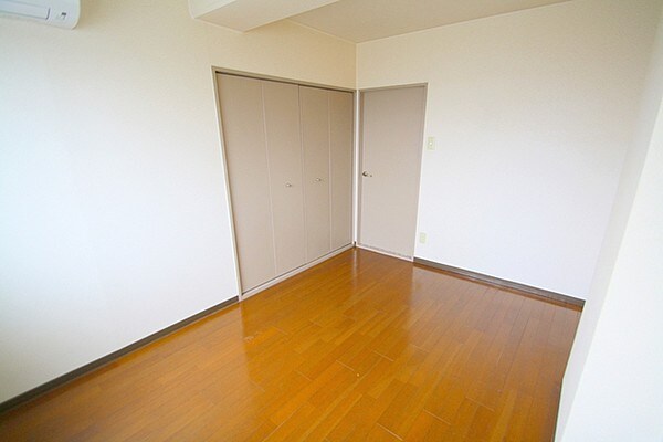 イスタナの物件内観写真