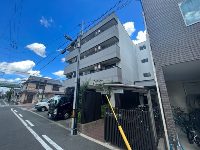 ギャレグランの物件外観写真