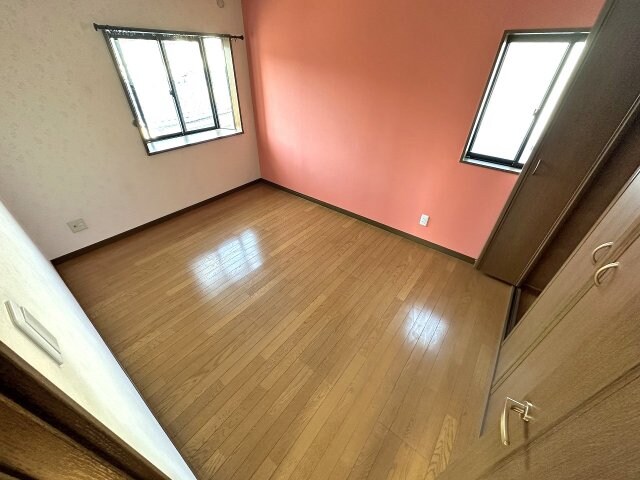 一津屋戸建の物件内観写真