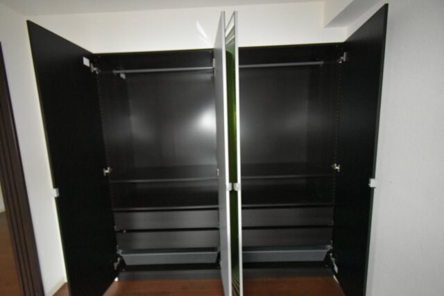 新山下三番館の物件内観写真