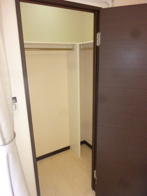 レオネクストセレンディップ久末の物件内観写真