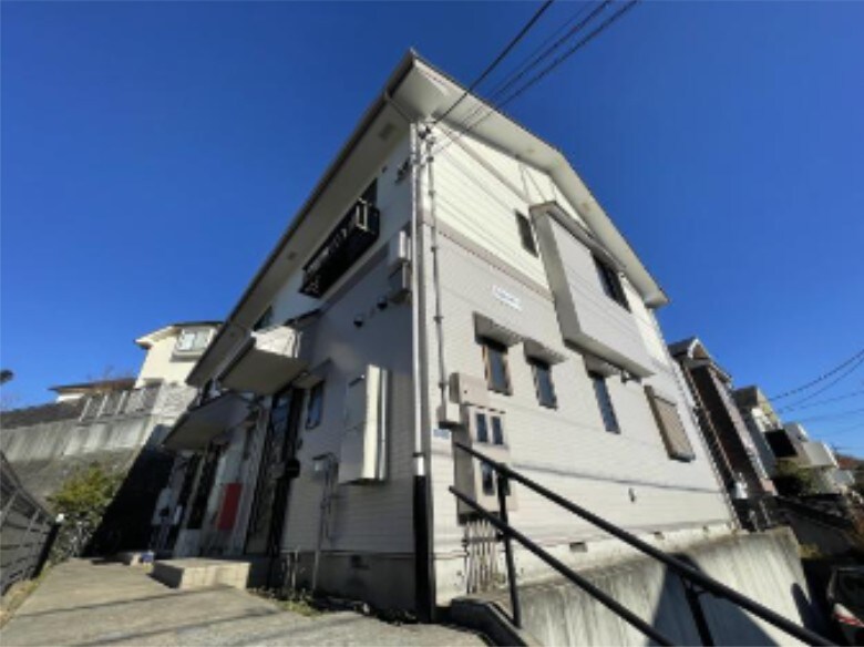 中川駅 徒歩8分の物件外観写真