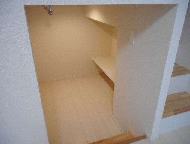 屏風浦駅 徒歩5分 1階の物件内観写真