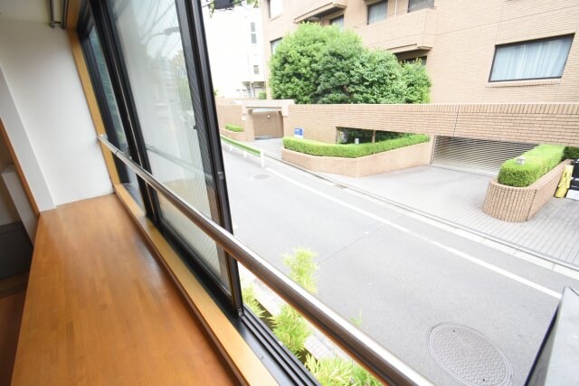 ジュネス西麻布の物件内観写真