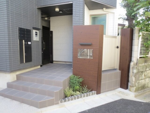 J　maisonの物件外観写真