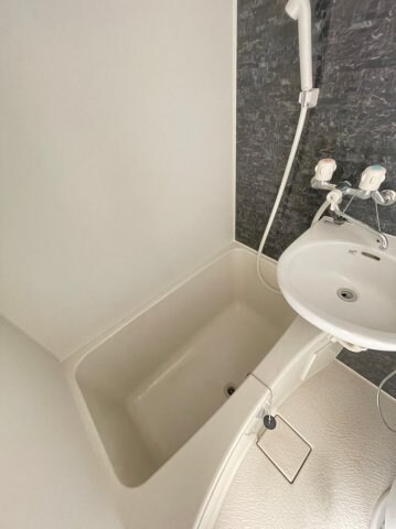 さくら新子安の物件内観写真