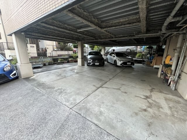 マイプレイスの物件外観写真