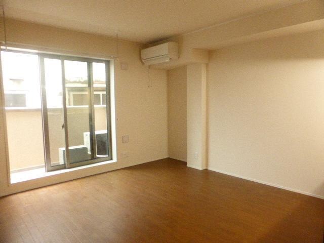 エブリン溝ノ口の物件内観写真