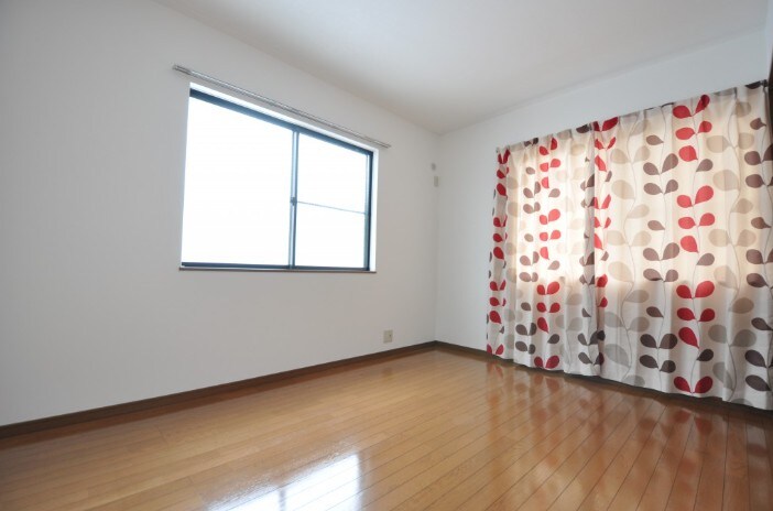 ローズハイツAの物件内観写真