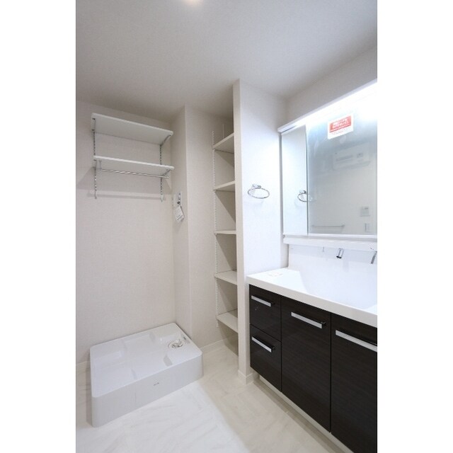 ロングウッドテラスの物件内観写真