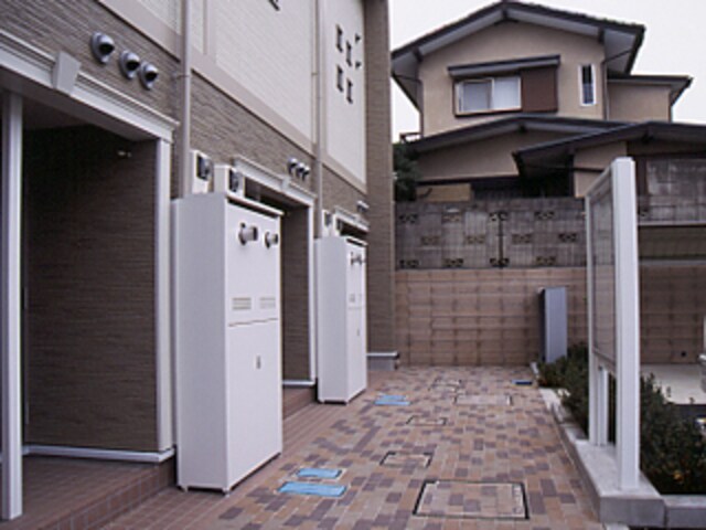 レオネクスト成宗の物件外観写真