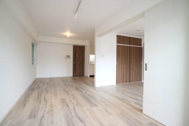 武蔵小杉駅 徒歩4分 3階の物件内観写真