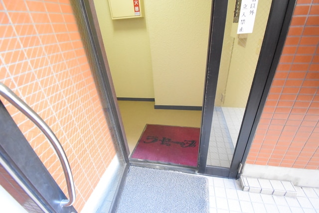 マンション川口の物件外観写真