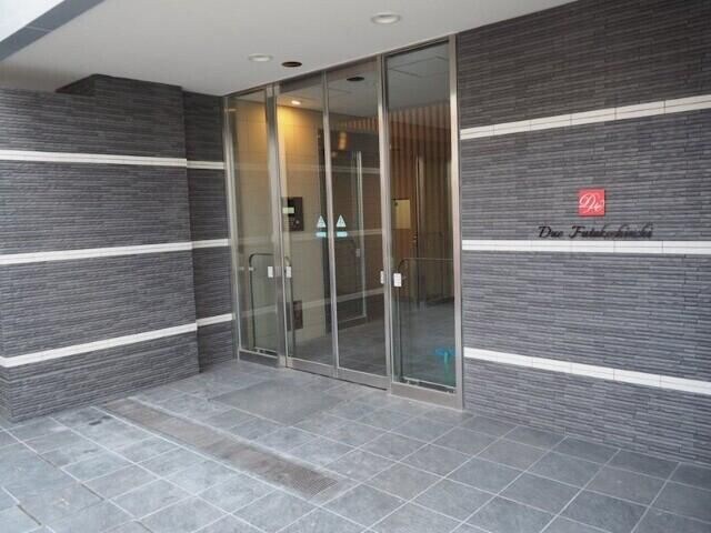 ドゥーエ二子新地の物件外観写真