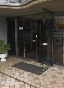 セントポーリアの物件外観写真