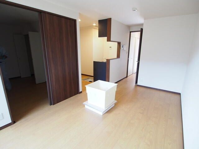 Ｌｕｓｔ　Ｓｔｒａｈｌの物件内観写真