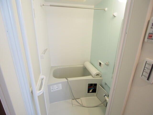 Ｌｕｓｔ　Ｓｔｒａｈｌの物件内観写真