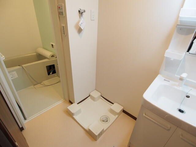 Ｌｕｓｔ　Ｓｔｒａｈｌの物件内観写真