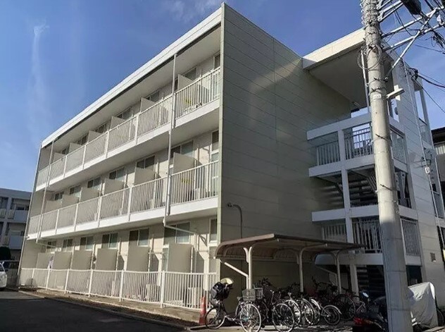 レオパレスアズールの物件外観写真