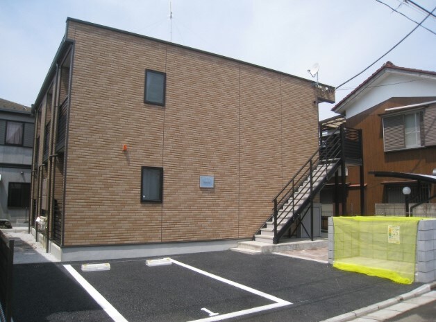 レオネクストグレイスの物件外観写真