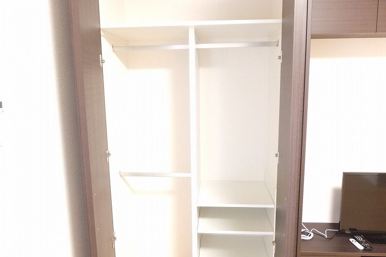 ミランダブルーアゼリアの物件内観写真