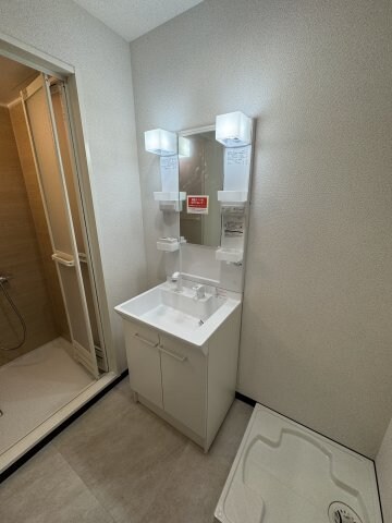 武蔵新城駅 徒歩5分 1階の物件内観写真