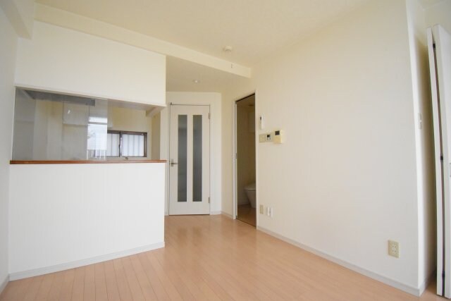 ホワイトレジデンス鷺沼の物件内観写真