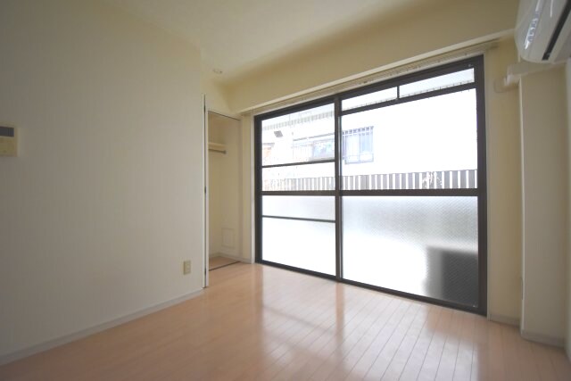 ホワイトレジデンス鷺沼の物件内観写真