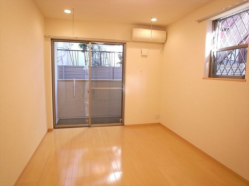 ティアラ梶ヶ谷弐番館の物件内観写真