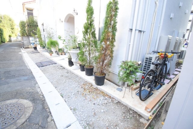 武蔵新城駅 徒歩5分 1階の物件外観写真