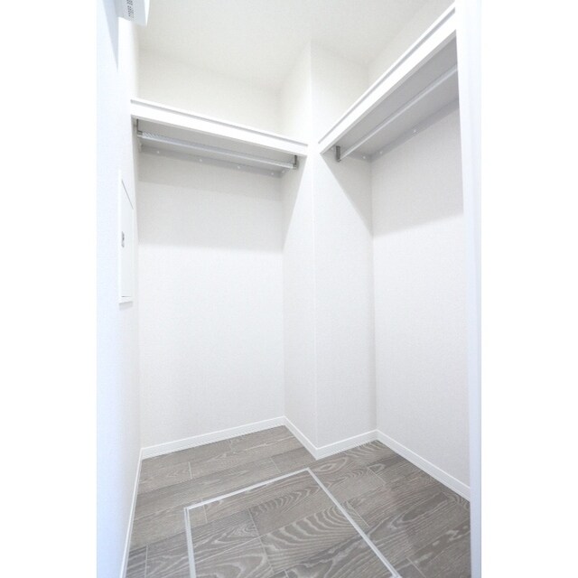 ロングウッドテラスの物件内観写真