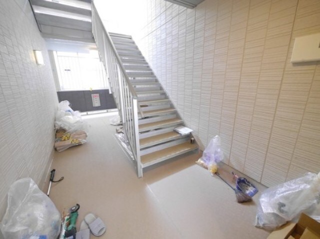 久地駅 徒歩5分 2階の物件外観写真