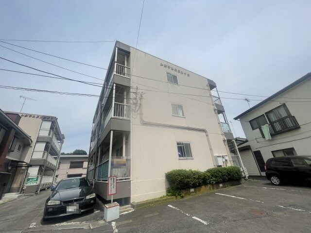 レジデンスニシイ　2号棟の物件外観写真