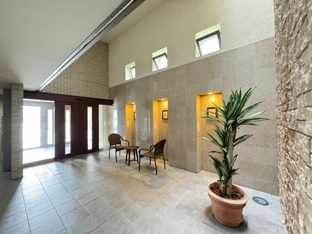 メゾンドバレーの物件外観写真