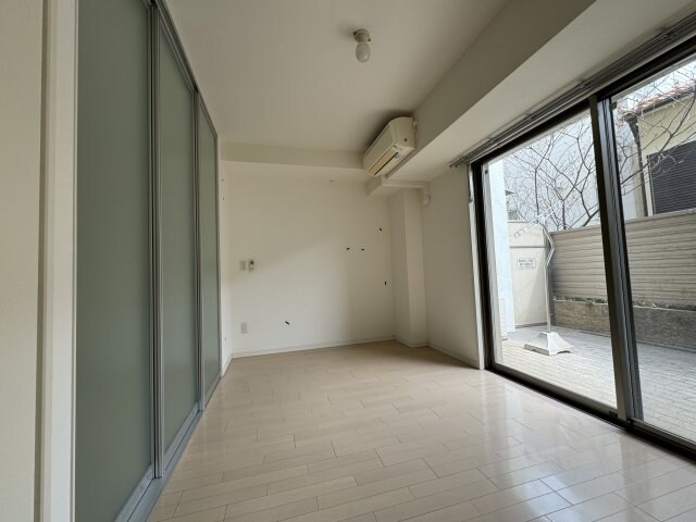 メゾンドバレーの物件外観写真