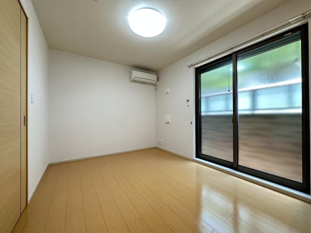 エレガント塚崎の物件内観写真