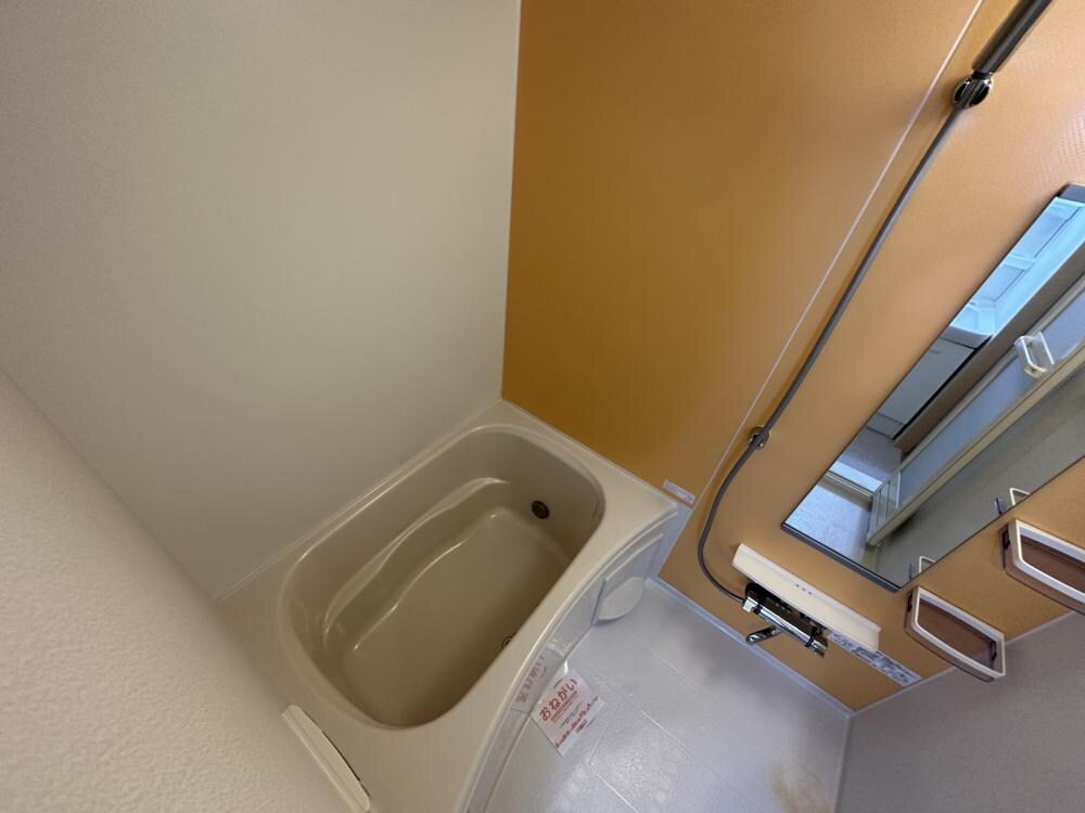 エレガント塚崎の物件内観写真