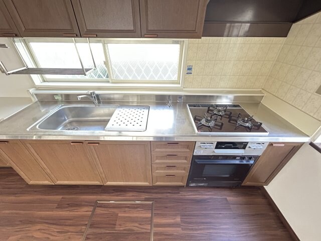 住吉宮町3丁目　貸戸建の物件内観写真