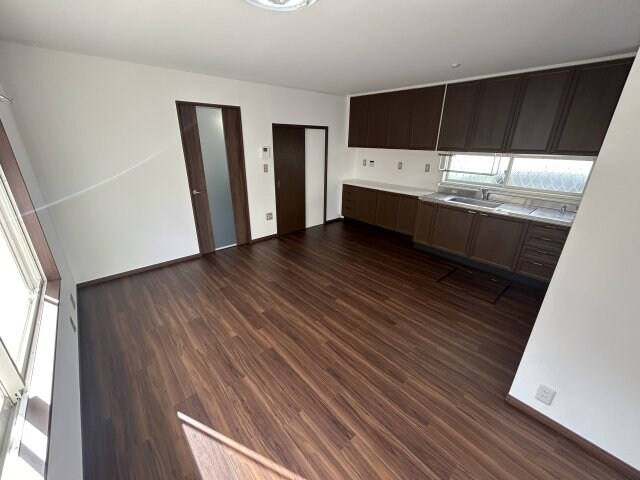 住吉宮町3丁目　貸戸建の物件内観写真