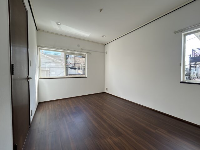 住吉宮町3丁目　貸戸建の物件内観写真