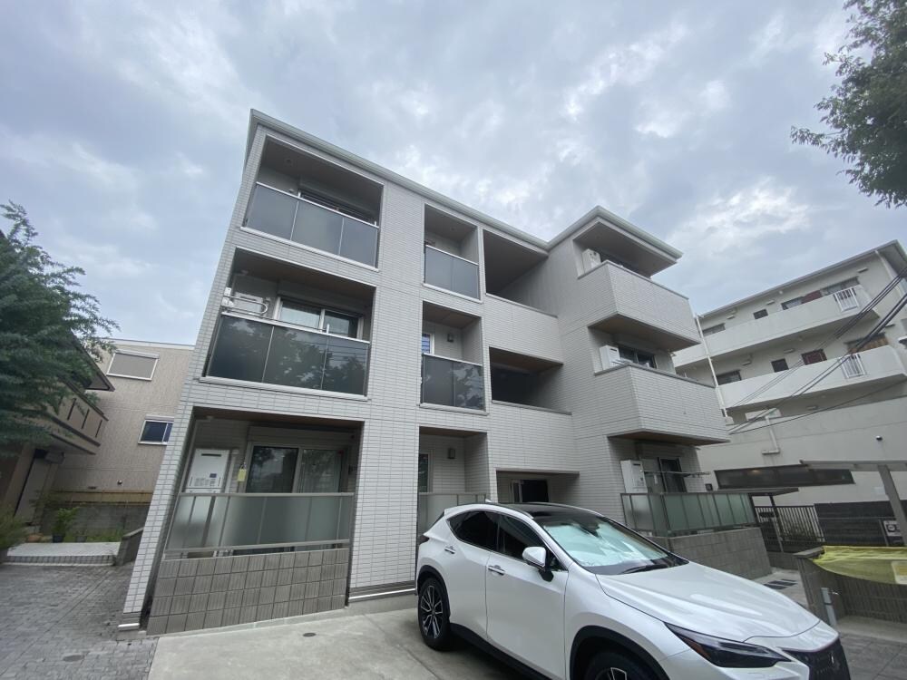 フローリッシュ2の物件外観写真