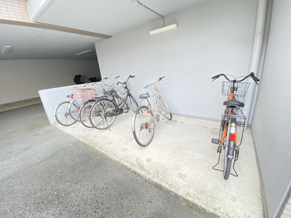 プランドール中屋の物件外観写真