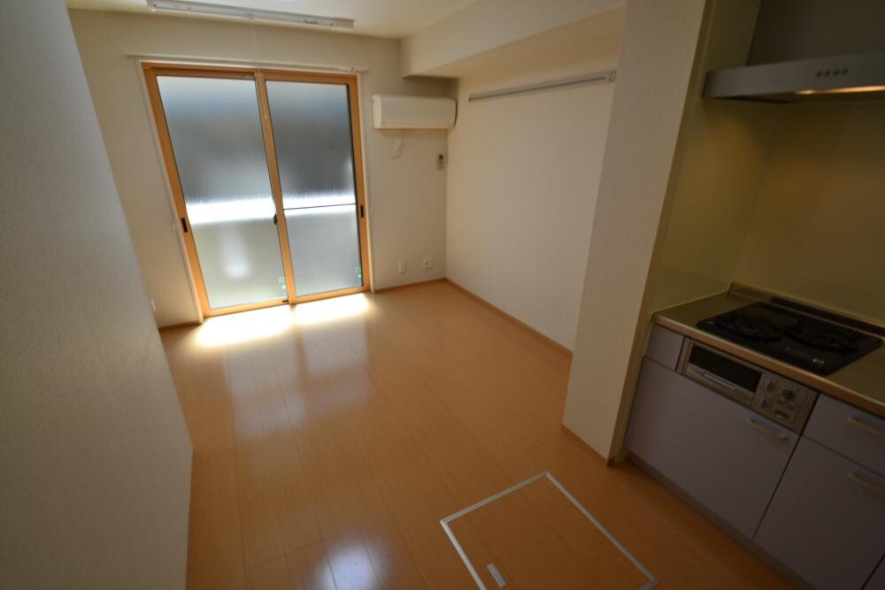 メゾントレビナの物件内観写真