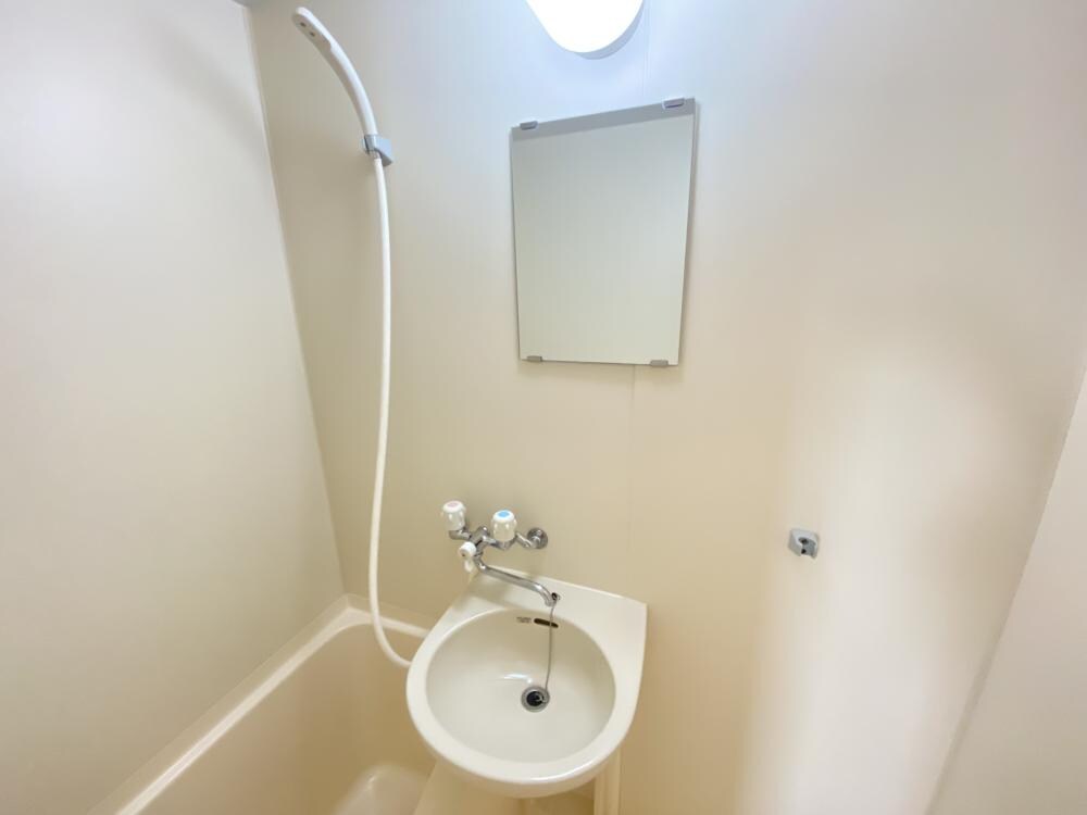 ペアコート仁川の物件内観写真