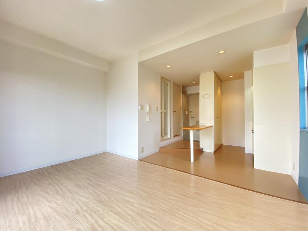 ペアコート仁川の物件内観写真