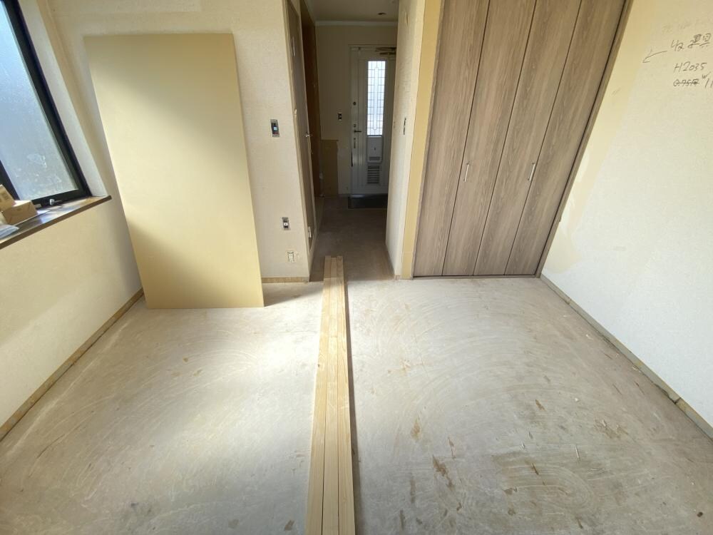 フラワーハイツ新伊丹の物件内観写真