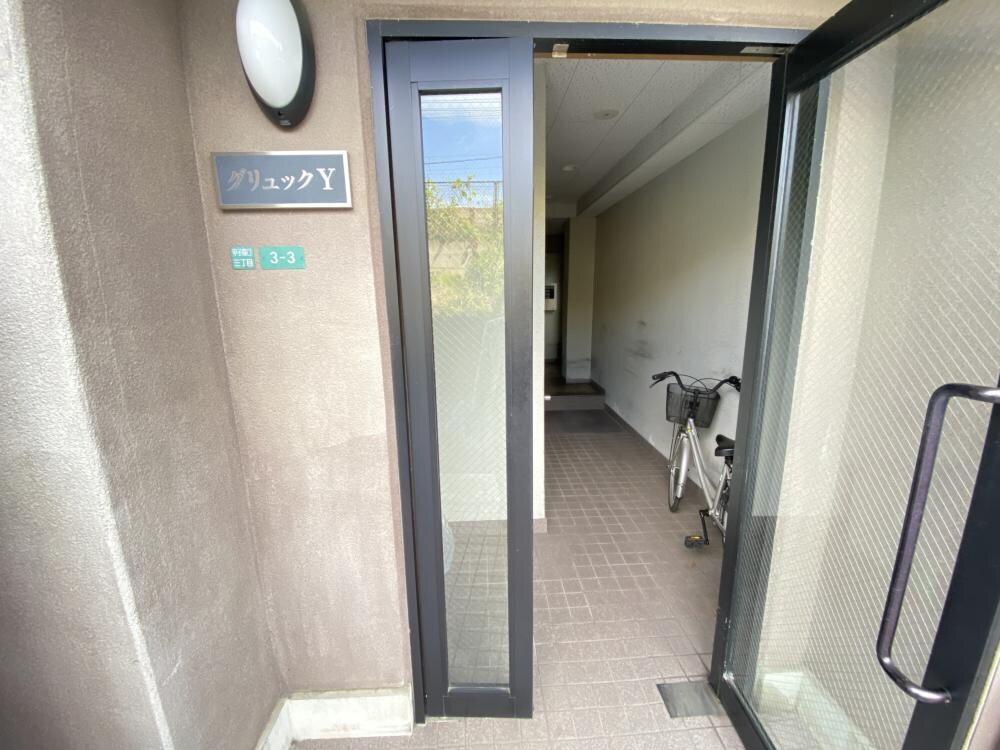 グリュックYの物件外観写真