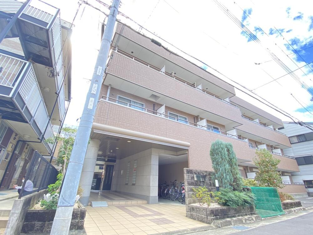 サン・ブルームの物件外観写真